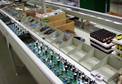 我的專業我來秀 遨游物理與電子的海洋，探索日用品銷售新視角